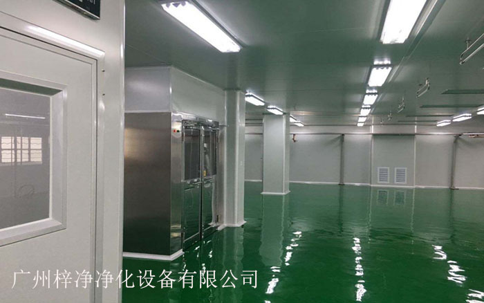風(fēng)淋室主要用于對進入潔凈室的人員進行預(yù)處理，以減少帶入的塵埃和污染物。
